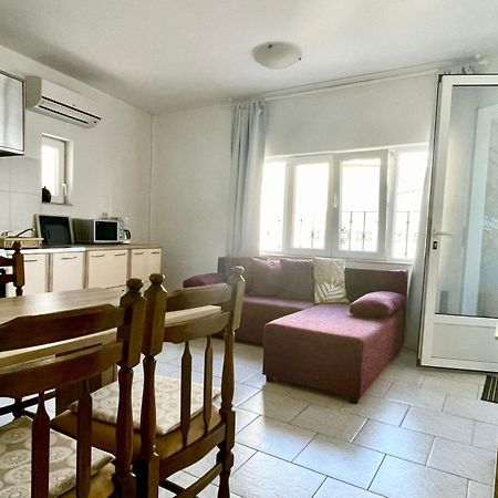 Apartmani Mauro Sa Terasom Crikvenica Luaran gambar