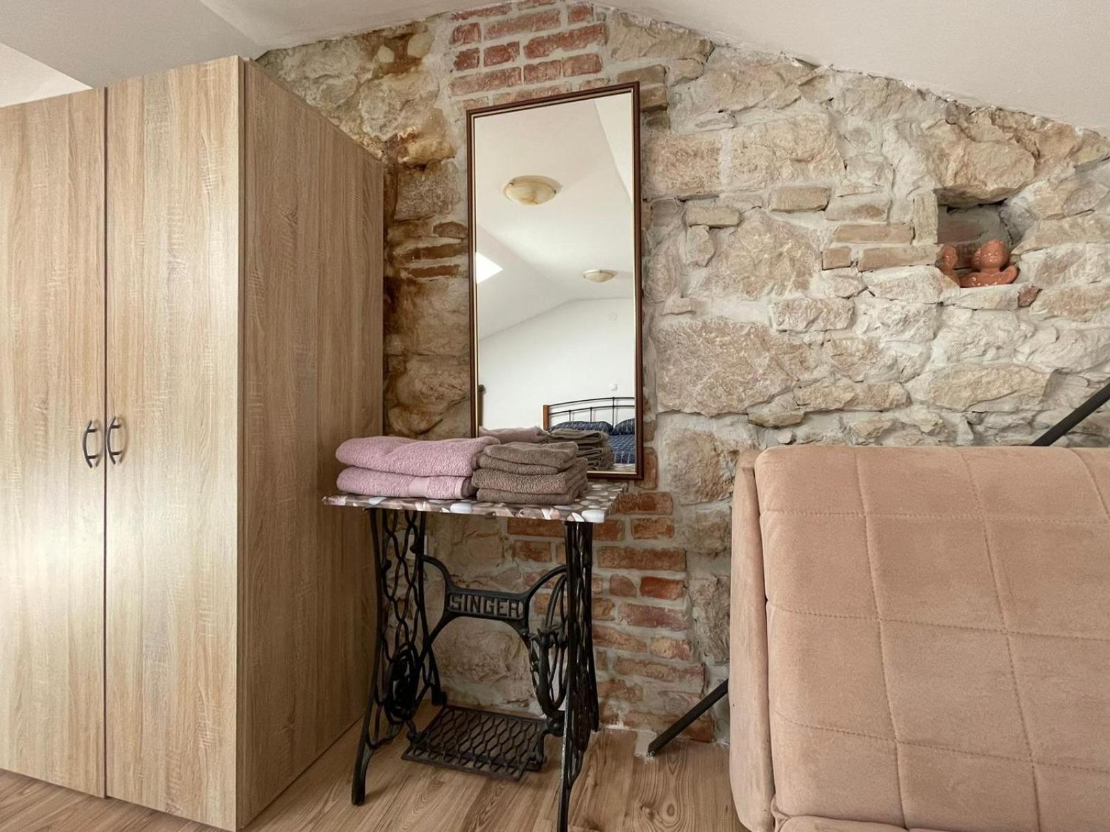 Apartmani Mauro Sa Terasom Crikvenica Luaran gambar