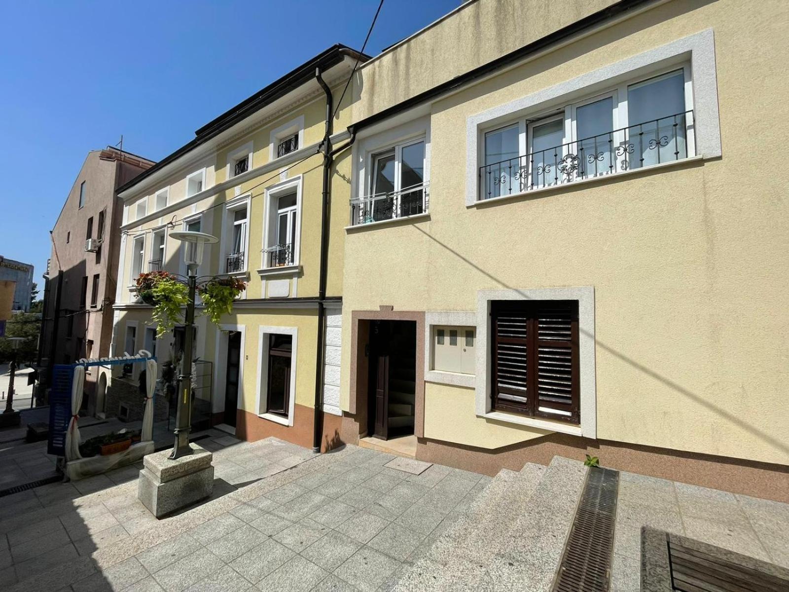 Apartmani Mauro Sa Terasom Crikvenica Luaran gambar